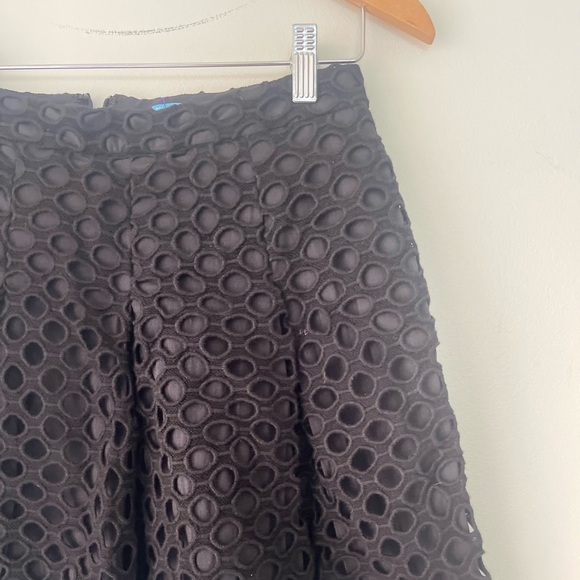 J McLaughlin Black Eyelet Skirt A Line Pleated Layered - Picture 4 of 9